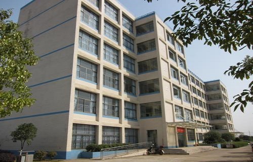 肇慶市工程技術(shù)學(xué)校