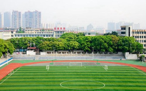 成都市機(jī)械高級(jí)技工學(xué)校航空服務(wù)專(zhuān)業(yè)